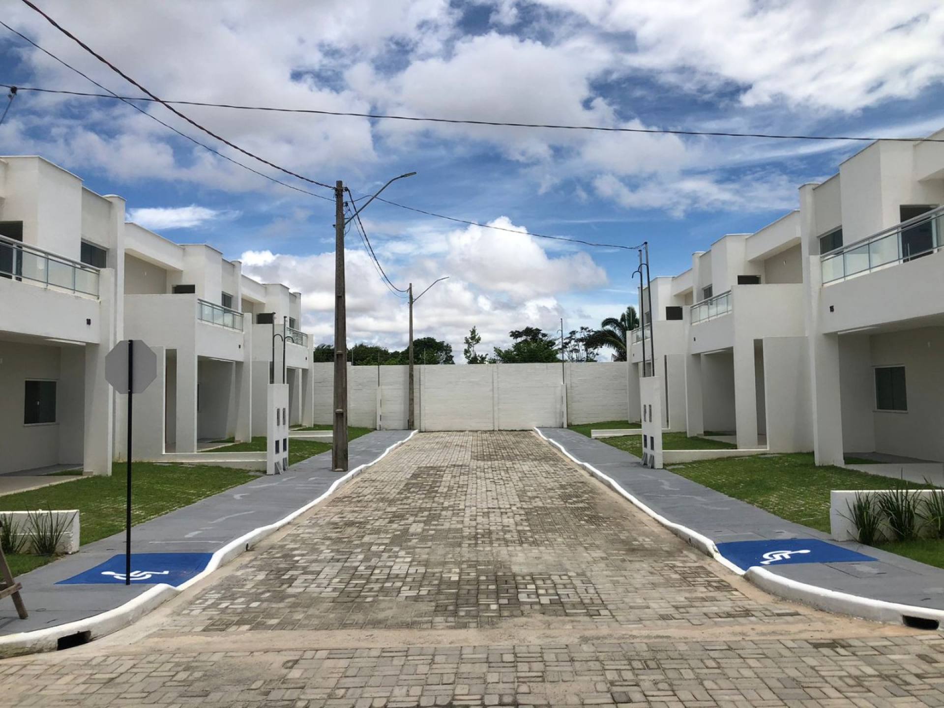 Casa no Fontana Residence de 150m² com 04 quartos.