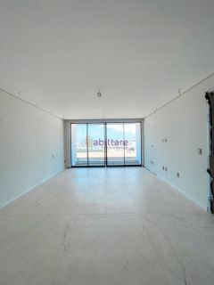 Casa no Alphaville de 395m² com 5 suítes + espaço gourmet e piscina