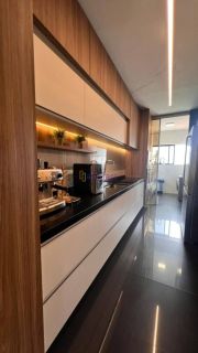 Ocean Ville - Apartamento de 140m² com 03 suítes + DCE na Peninsula da Ponta D'areia