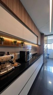 Ocean Ville - Apartamento de 140m² com 03 suítes + DCE na Peninsula da Ponta D'areia