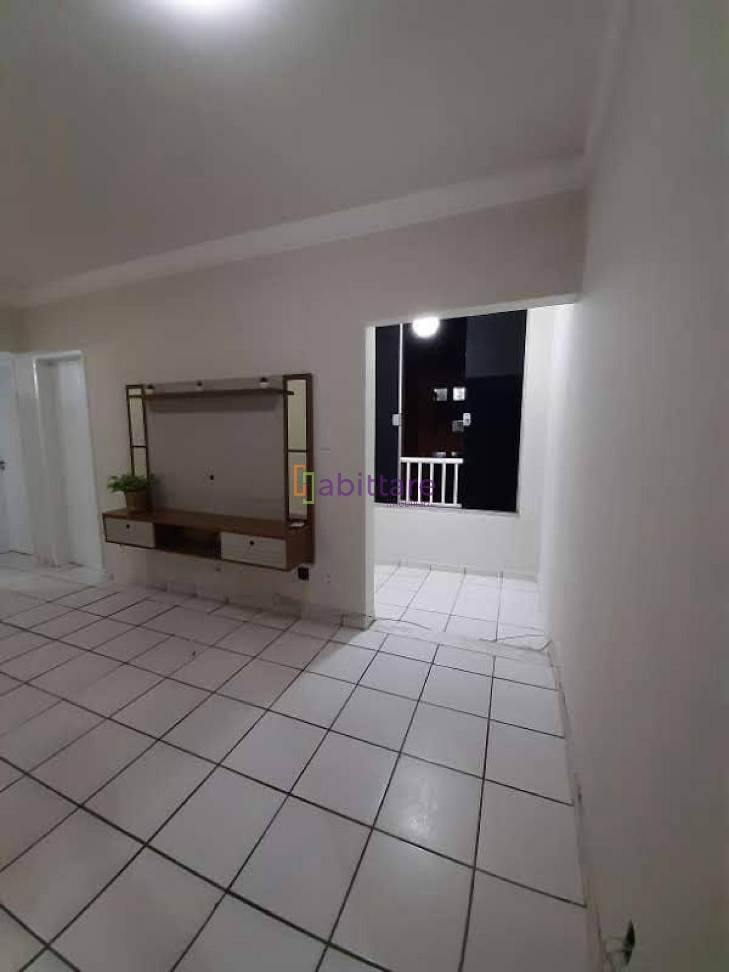 Apartamento de 52m² com 2 quartos (1 suíte) no Condomínio D'Italy 1 - R. do Aririzal