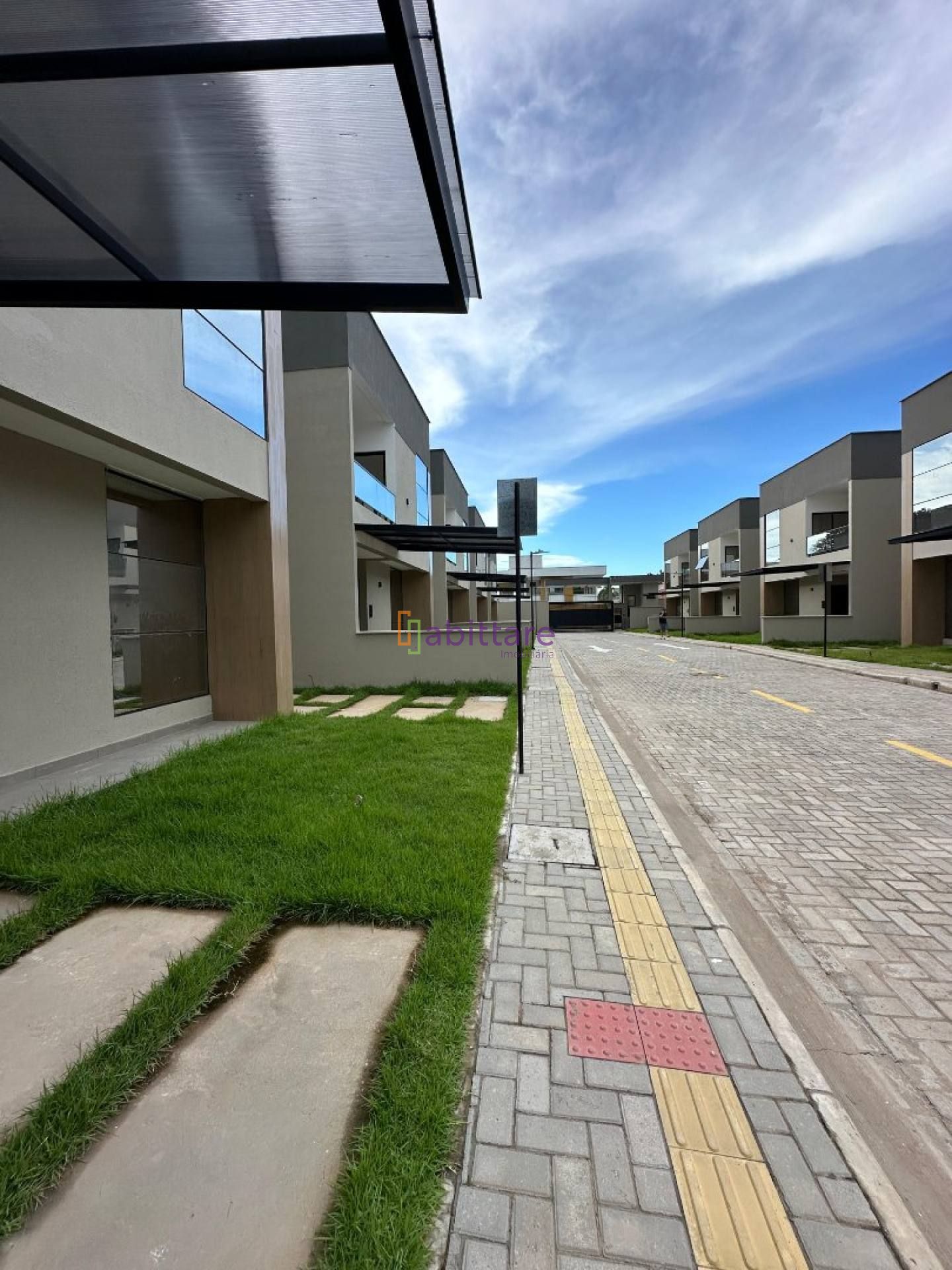 Condomínio Ville D'or - Casas NOVAS de 132m² - 04 quartos (02 suítes, sendo 01 master).