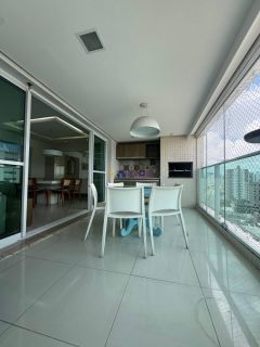 Apartamento de 142m² com 3 suítes no Condomínio Farol da Ilha