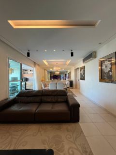 Apartamento de 142m² com 3 suítes no Condomínio Farol da Ilha - Ponta Dareia