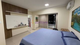 Casa duplex de 263m² no Condomínio Damha com 5 suítes (1 master) + DCE