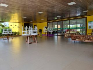 Condomíno Damha - Casa com fino acabamento com 04 suítes + Escritório.