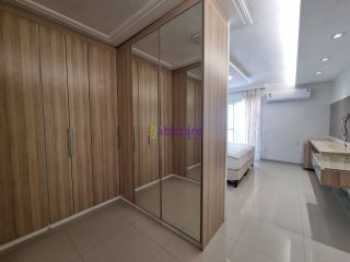 OPORTUNIDADE! Apartamento de 239m² com 04 suítes no Condomínio Farol da Ilha - Ponta D'areia