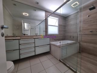 OPORTUNIDADE! Apartamento de 239m² com 04 suítes no Condomínio Farol da Ilha - Ponta D'areia