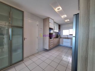 OPORTUNIDADE! Apartamento de 239m² com 04 suítes no Condomínio Farol da Ilha - Ponta D'areia