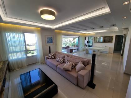 OPORTUNIDADE! Apartamento de 239m² com 4 suítes no Condomínio Farol da Ilha - Ponta D'areia