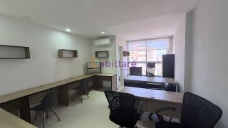 Sala comercial de m² no Business Center - Renascença