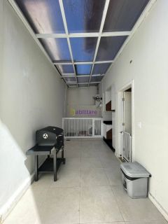 Casa de condomínio de 168m² com 04 suítes + Jacuzzi no Olho D'água.