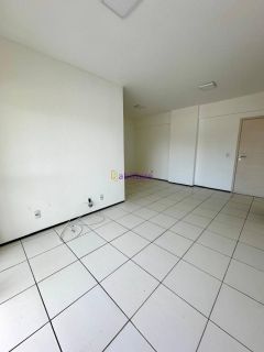 Maria Amália - Apartamento de 93m² com 3 quartos (1 suíte) + DCE no Renascença 2.