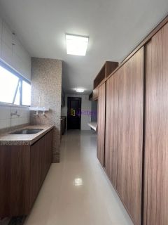 Apartamento no Punta del Leste, no Calhau. 114m² com 03 quartos (1 suíte)