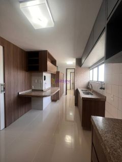 Apartamento no Punta del Leste, no Calhau. 114m² com 03 quartos (1 suíte)