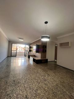 Apartamento no Punta del Leste, no Calhau. 114m² com 03 quartos (1 suíte)