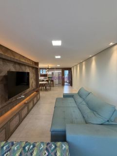 Alugo apto no Punta del Leste, no Calhau. 114m² com 03 quartos (1 suíte)