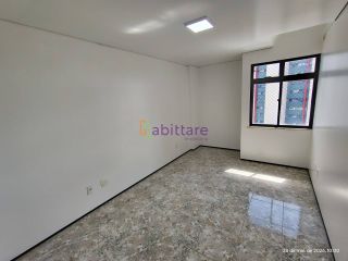 Alugo apartamento no Punta del Leste, no Calhau. com 03 quartos (1 suíte)