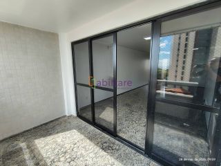Alugo apartamento no Punta del Leste, no Calhau. com 03 quartos (1 suíte)