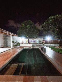 Casa residencial com 5 suítes + área de lazer privativo na Cohama.
