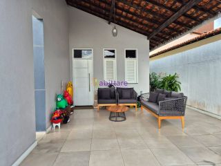 Casa de condomínio no Village Paradiso com 03 quartos (1 suíte) - Jardim Eldorado.
