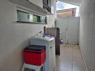Casa de condomínio no Village Paradiso com 03 quartos (1 suíte) - Jardim Eldorado.
