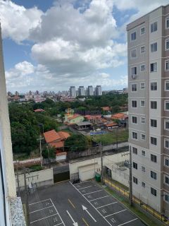 Alugo apartamento no Torres dos Holandeses de 45m² com 02 quartos - Olho D'água.