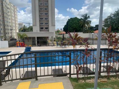 Apartamento no Torres dos Holandeses de 45m² com 02 quartos - Olho D'água.