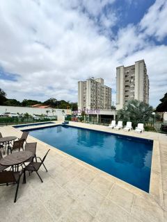 Alugo apartamento no Torres dos Holandeses de 45m² com 02 quartos - Olho D'água.