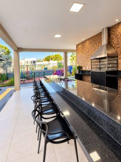 Alugo apartamento no Torres dos Holandeses de 45m² com 02 quartos - Olho D'água.