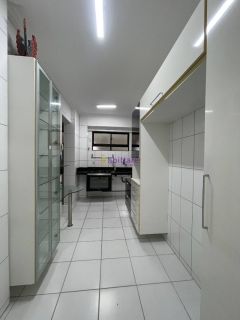 Apartamento de 140m² com 3 suítes na Península da Ponta D'areia