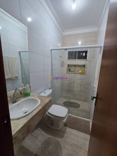 Casa residencial com terreno de 200m² + 3 quartos (1 suíte) no Araçagy