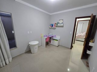 Casa residencial com terreno de 200m² + 3 quartos (1 suíte) no Araçagy
