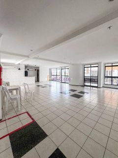 Apartamento de 98m² com 3 quartos (1 suíte) no Edifício Mirela