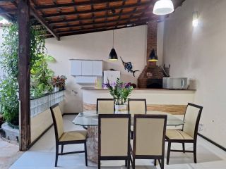 Casa no Residencial dos Ariris com 3 suítes na Rua do Aririzal