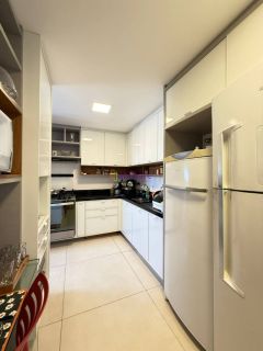 Apartamento de 198m² com 4 suítes no Residence Garden - Calhau