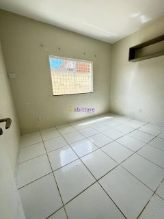 Casa de condomínio com 3 quartos (1 suíte) na Rua do Aririzal