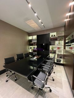 Sala comercial de 100m² no Centro Empresarial Vinicius de Moraes - Calhau