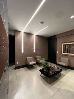 Sala comercial de 100m² no Centro Empresarial Vinicius de Moraes - Calhau