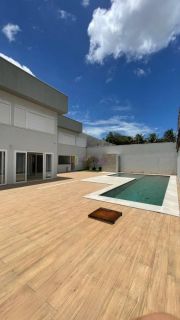 Casa residencial de 866,05m² com 07 suítes no Quintas do Calhau
