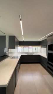 Casa residencial de 866,05m² com 07 suítes no Quintas do Calhau