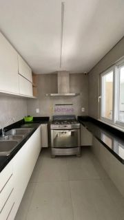 Casa residencial de 866,05m² com 07 suítes no Quintas do Calhau