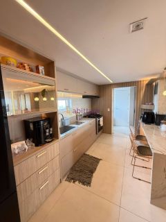 Apartamento MOBILIADO de 125m² com 3 suítes no Monte Fuji - Ponta do Farol