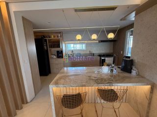 Apartamento MOBILIADO de 125m² com 3 suítes no Monte Fuji - Ponta do Farol