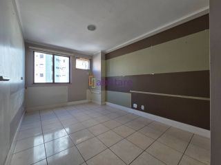 Apartamento próximo a Escola Crescmento do Renascença - 04 Suítes!