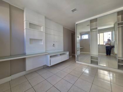Apartamento próximo a Escola Crescmento do Renascença - 04 Suítes!