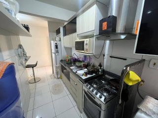 Apartamento de 86m² com 2 quartos (1 suíte) no Condomínio Sevilla
