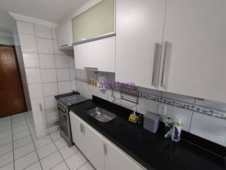 Apartamento de 94m² MOBILIADO com 3 quartos (1 suíte) no Porto Ravena - Ponta do Farol