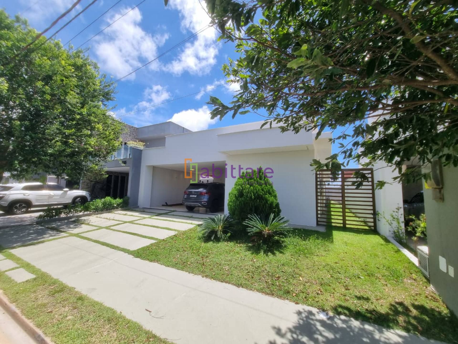 Oportunidade! Casa de 181m² com 2 suítes no Condomínio Damha Araçagy