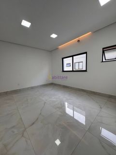 Casa de 300m² com 04 suítes no Condomínio Damha - Araçagy